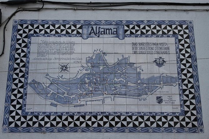 Jewish Sephardic History in Lisbon - The Growth and Decline of Lisbons Jewish Community