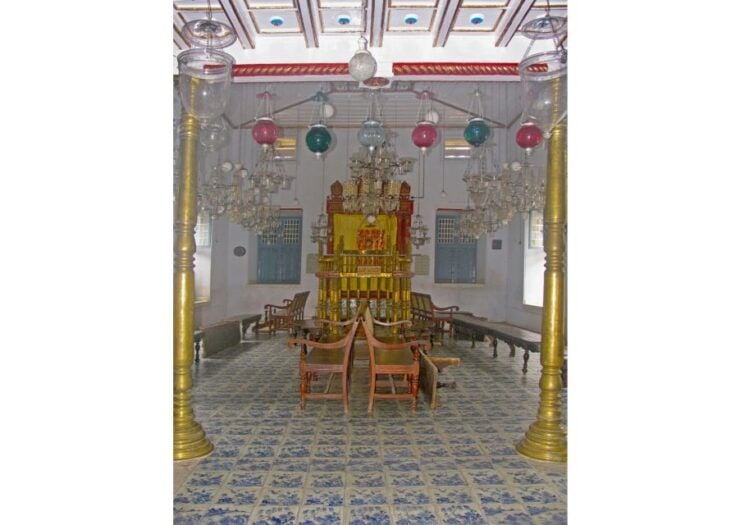 Jewish Town Walk (2 Hours Guided Walking Experience) - Activity Details
