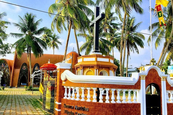 Jewish Town Walk - Kochi (2 Hours Guided Walking Experience) - Guide & Group Details