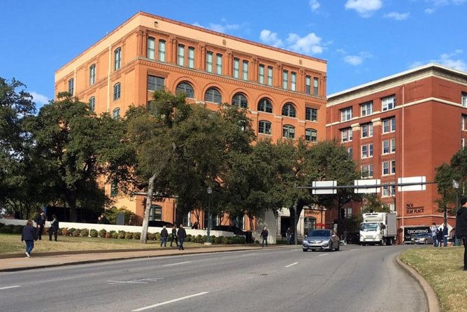 JFK Assassination and Museum Tour With Lee Harvey Oswald Rooming House - Booking and Logistics