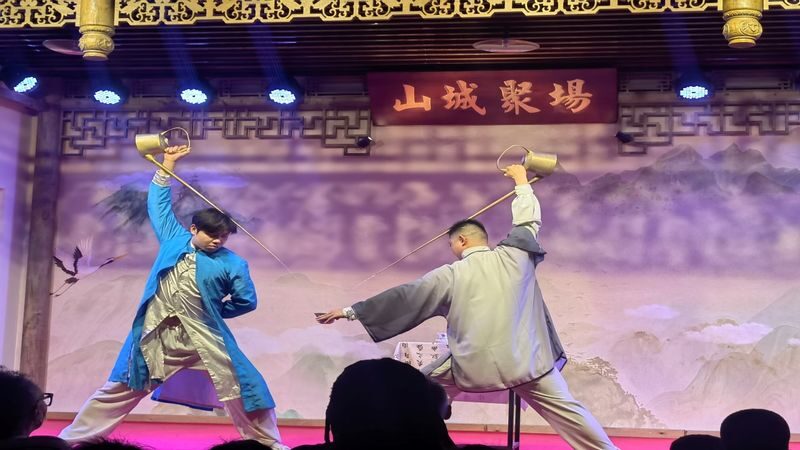 Jiefangbei Theater, Intangible Cultural Heritage and National Treasures (Jiefangbei Branch) - Tea and snacks make the ticket feel more complete