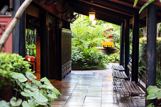 Jim Thompsons House and Suan Pakkard Palace Tour From Bangkok - Common Questions