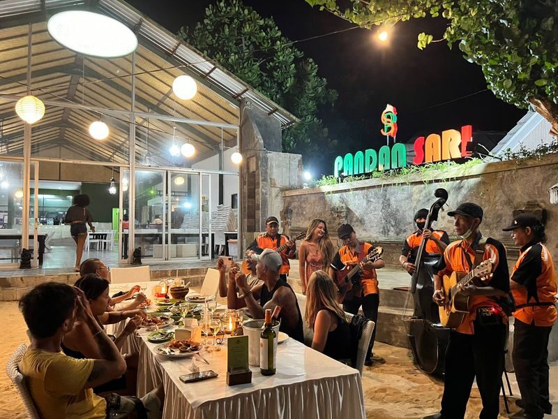 Jimbaran Seafood Dining and Sunset Experience - Who will enjoy this dinner most