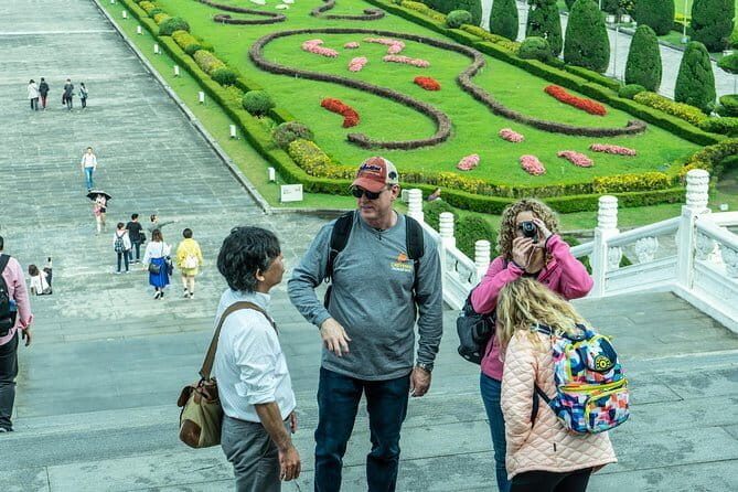 Jiufen, Shifen and Houtong Cat Village Private Tour - Who Should Consider This Tour?