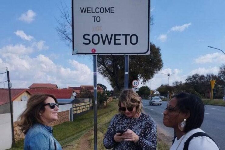 Joburg ( Soweto ) Apartheid Museum Day Tour - Tour Itinerary
