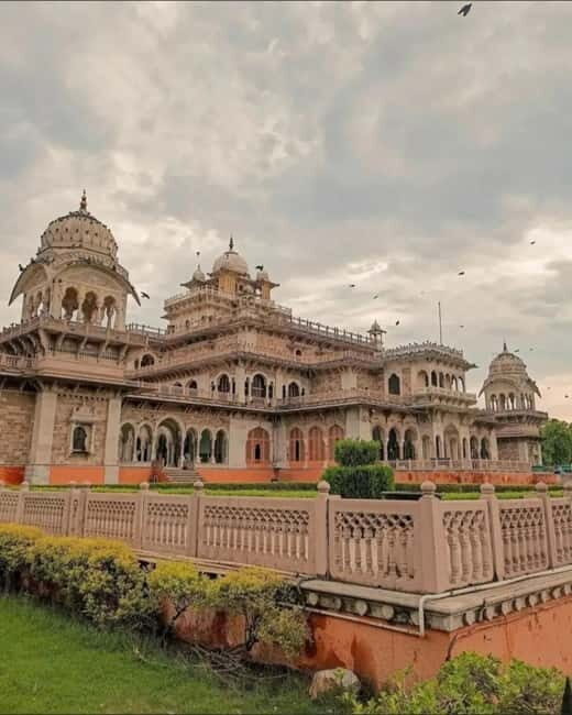 Jodhpur: Mehrangarh Fort, Jaswant Thada, and Umaid Bhawan - An In-Depth Look at the Jodhpur Tour Experience