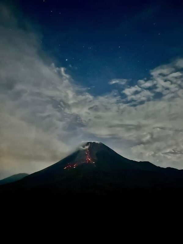 Jogja: Sunrise Turgo Hills, Jomblang Cave, Pindul Tubing - Good To Know