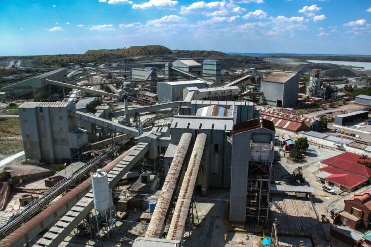 Johannesburg: Pretoria and Cullinan Diamond Mine Tour - Tour Experience