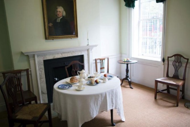 John Wesley Methodist Private Walking Tour Of London - Tour Overview