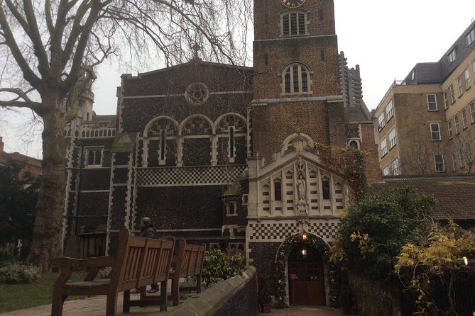 John Wesley Methodist Private Walking Tour Of London - Tour Transportation and Safety Measures