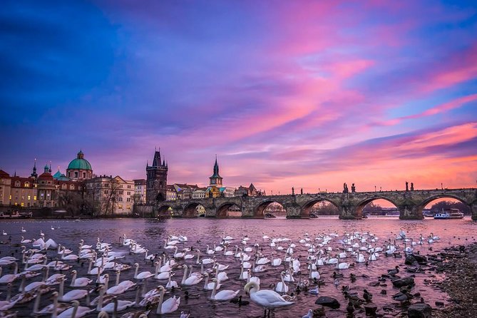 Johnnys Prague Photography Tour - Whats Included