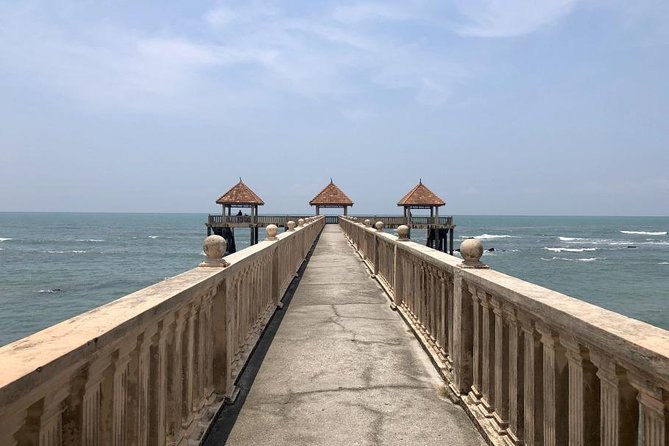 Johor Day Tour From Singapore - Ostrich Farm, Beach, Waterfall, Fireflies [Car] - Beach Excursion