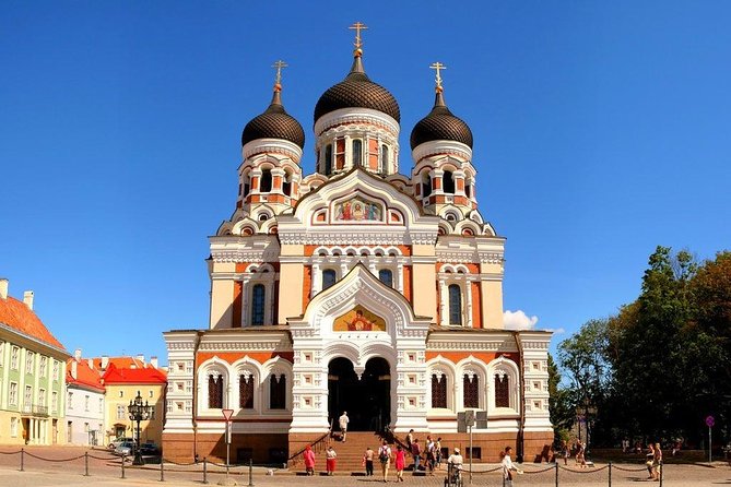 Join-In Shore Excursion: Tallinn Old Town With Kadriorg and Pirita - Operator and Policies