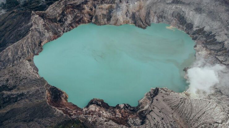 Join in Trip Ijen Crater From Banyuwangi - Good To Know