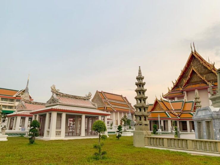 JOIN TOUR BOAT ROUTE THROUGH THE CANALS AND BIG BUDDHA - Key Points