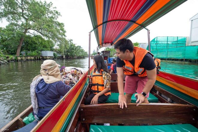 JOIN TOUR BOAT ROUTE THROUGH THE CANALS AND BIG BUDDHA - Tour Features and Benefits