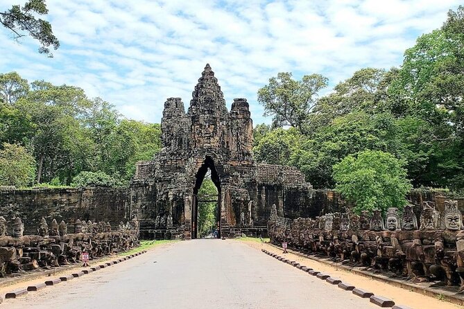Joint Small Group Tour From Siem Reap - Booking Information