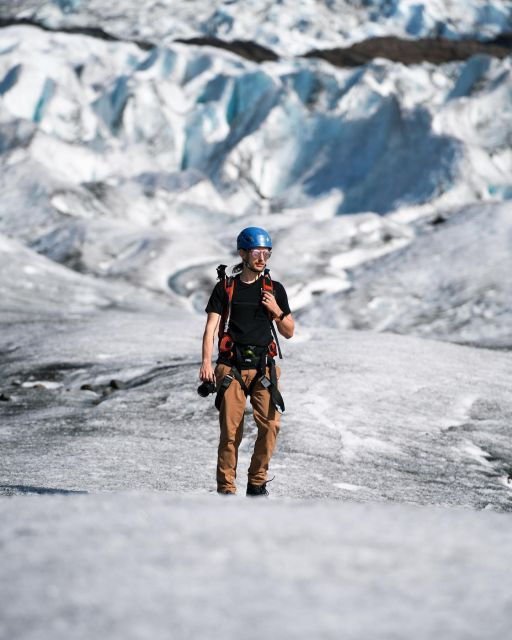 Jökulsárlón: Glacier Hike, Ice Cave, and Photoshoot Package - Who Is This Tour Best Suited For?