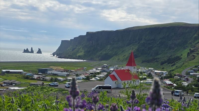 Jokulsarlon Glacier Lagoon and Diamond Beach South Coast Tour - Vík and the changing South Coast