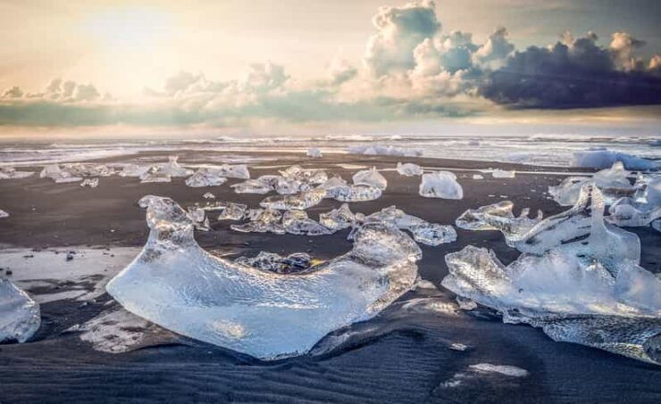 Jökulsárlón Glacier Lagoon and South Coast Private Tour - Itinerary Highlights