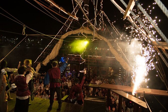 Jolly Roger Pirate Show and Dinner in Cancun - Customer Reviews