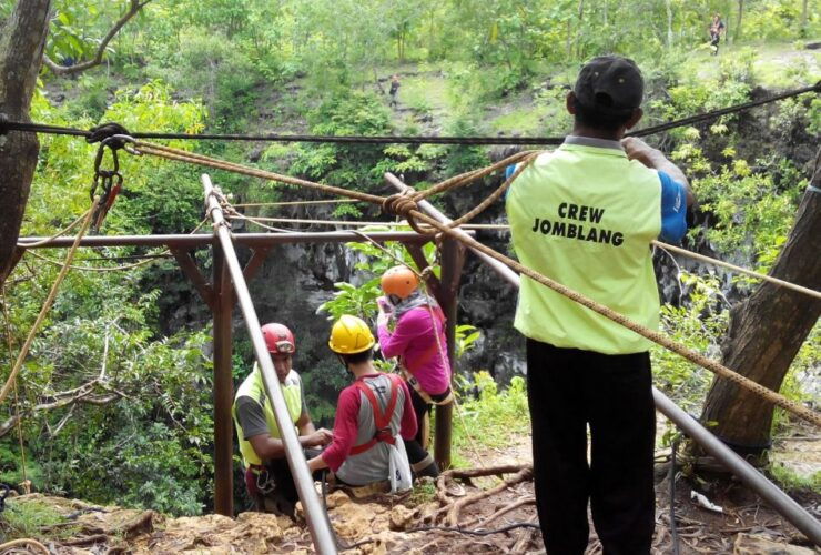 Jomblang Cave Adventure Tour From Yogyakarta - Good To Know