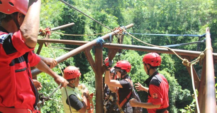 Jomblang Cave & Timang Beach 1 Day Tour - Itinerary and Activities