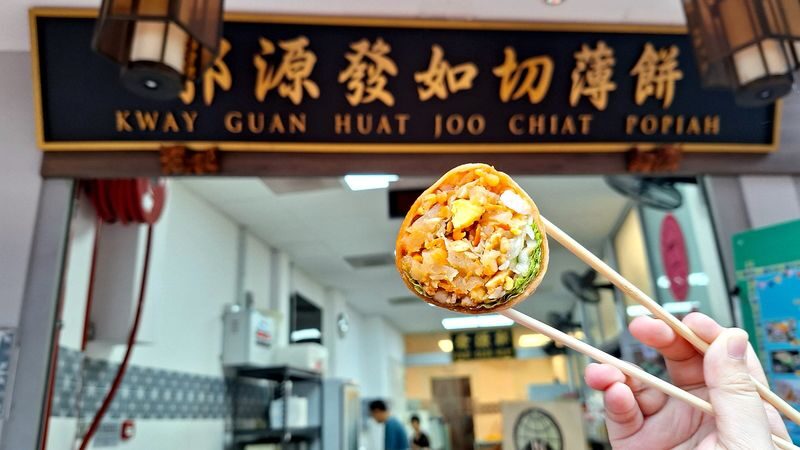 Joo Chiat and Katong Stroll in Singapore - Peranakan treats as a way into the culture