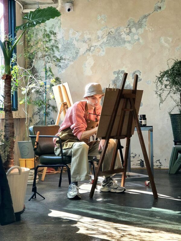 Joseon Dynasty Painting Session with Acrylics in Seoul - Two hours to make something your own