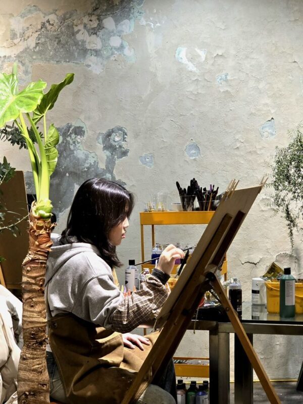 Joseon Dynasty Painting Session with Acrylics in Seoul - A calm café pause, with a drink included