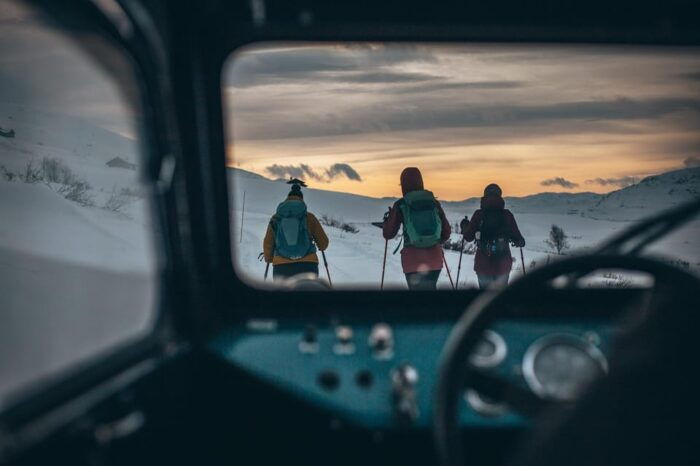 Jotunheimen: Snowcoach Tour with Snowhoeing and Lunch - FAQ