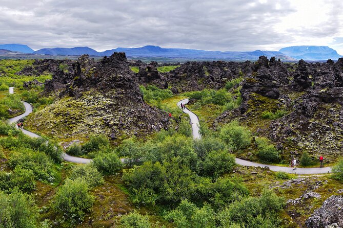 Journey Around Iceland - 7 Day Circle Tour Around Iceland - What To Bring