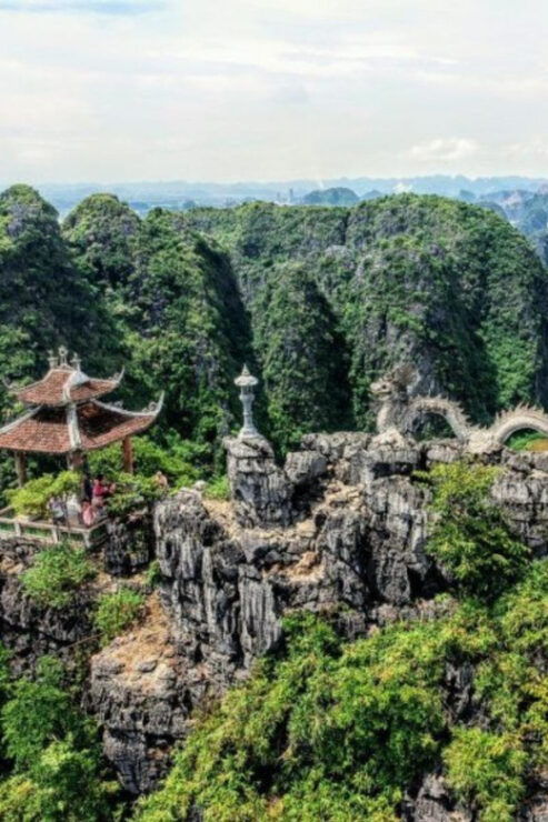 Journey in Ninh Binh: Hoa Lu - Trang An - Mua Cave - Experience Trang An