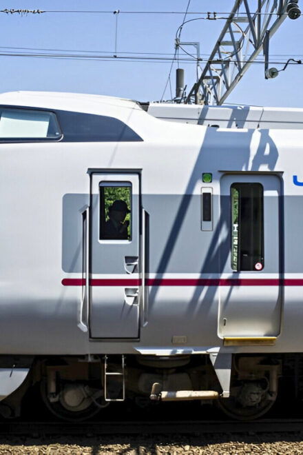 JR West Thunderbird Train - Hokuriku One Way Ticket - Seat Reservation and Availability