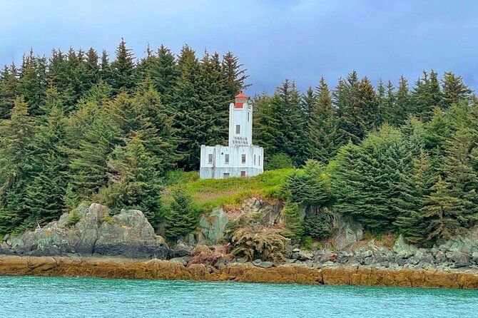 Juneau Lighthouse Tours - Whale watching & Lighthouse Combo - Whale Watching: Close Encounters