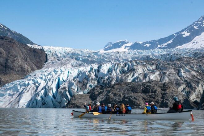 Juneau: Mendenhall Glacier Lake Canoe Day Trip and Hike - Full Description
