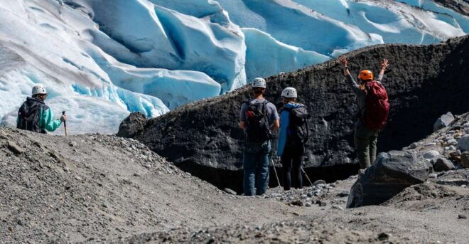 Juneau or Mendenhall Valley: Mendenhall Glacier Day Trip - Inclusions and Meeting Point