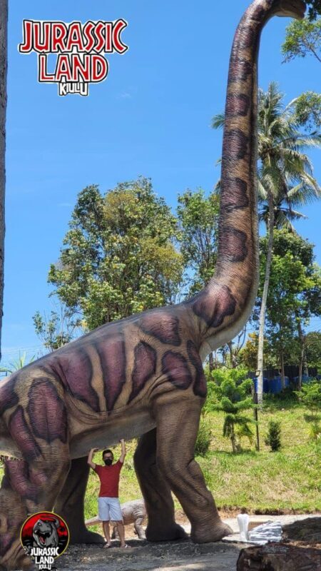 Jurassic Land Kiulu Admission in Tuaran, Sabah - A dinosaur park with room to move