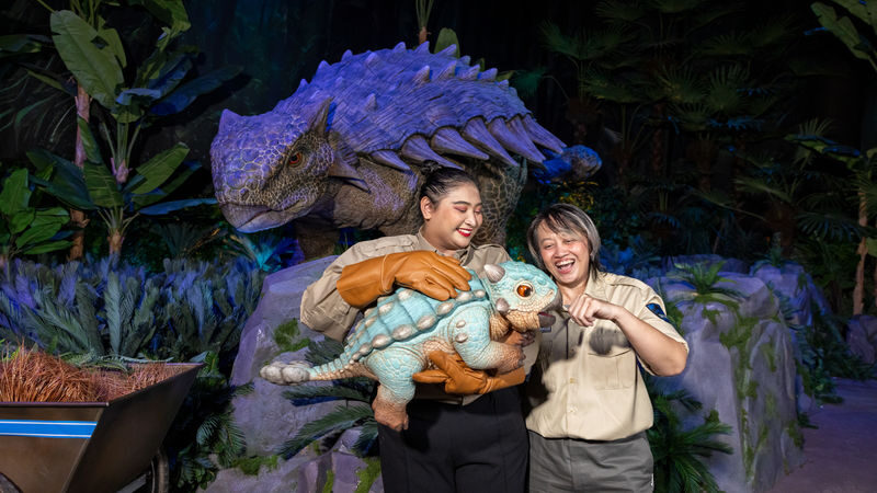 Jurassic World: The Experience Bangkok Ticket in Asiatique The Riverfront - How long to allow, and when to arrive