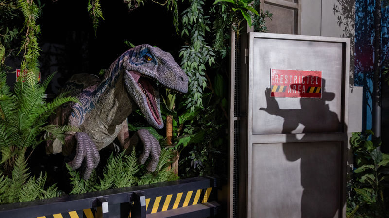 Jurassic World: The Experience Bangkok Ticket in Asiatique The Riverfront - Ticket price and what the bundles add
