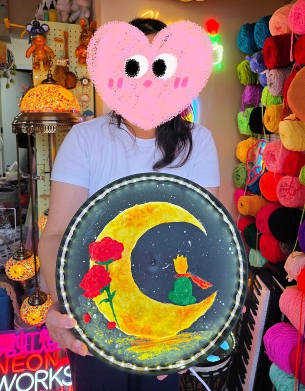 Just Be Texture Moon Lamp Hong Kong Ma Wan 1868 - Who will enjoy making one