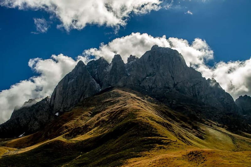 Juta: One Day Trip Hiking Towards Chaukhi Mountains - Who Would Love This Tour?