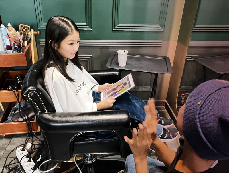 K-pop Idol Teen Experience: Hair, Makeup & Photoshoot in Seoul - The studio shoot and what you take home