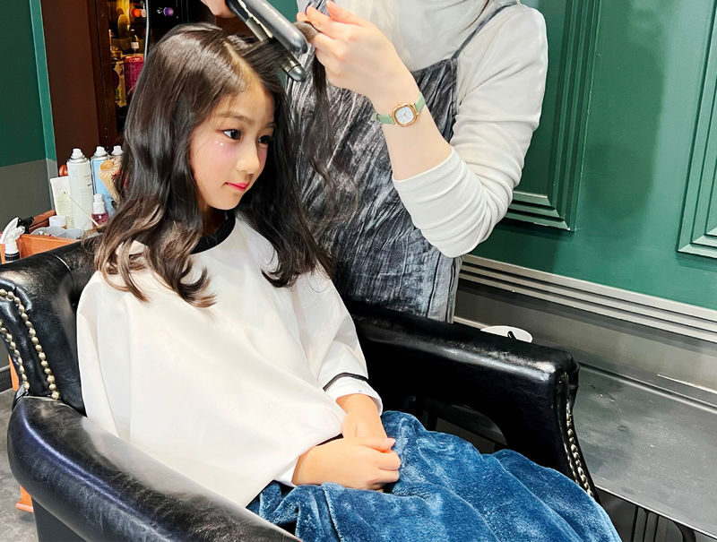 K-pop Idol Teen Experience: Hair, Makeup & Photoshoot in Seoul - Who will get the most from this Seoul experience
