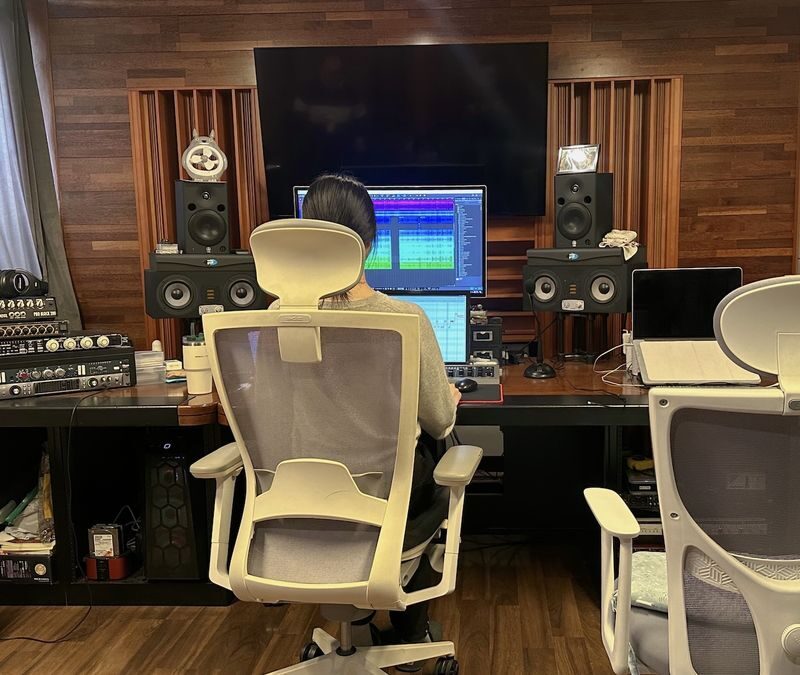 K-pop Singer Teaching One-day Recording Class in Seoul - Should you book the K-pop recording class?