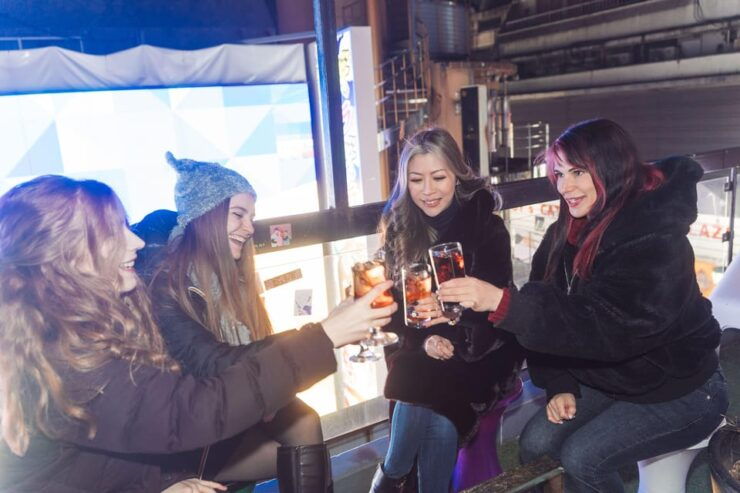 Kabukicho Tour: Local Guide and Translator! - Itinerary and Experience