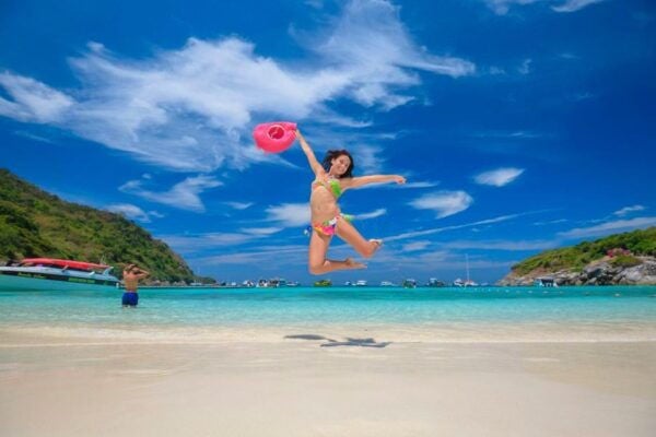 Kahung Beach (Coral Island) by Speedboat From Phuket - Common Questions