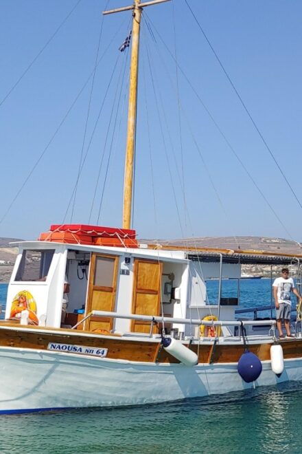 Kaiki Cruise to Antiparos & Despotiko Including BBQ Lunch - Inclusions and Amenities