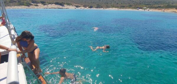 Kaiki Cruise to Antiparos & Despotiko Including BBQ Lunch - Frequently Asked Questions