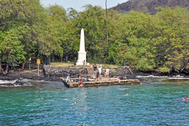Kailua-Kona: Captain Cook Reef Catamaran Day Trip With Lunch - Full Description of the Day Trip Itinerary
